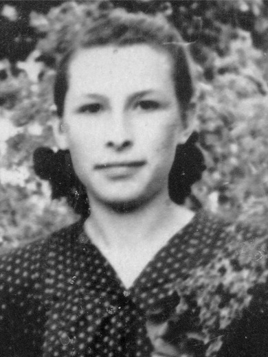 Власкина (Дев. Фам. Игошкина) Лидия Степановна