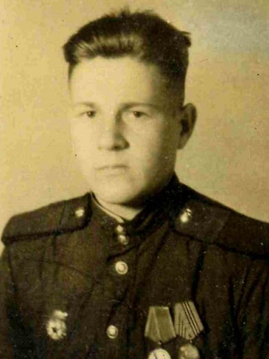 Суставов Александр Иванович