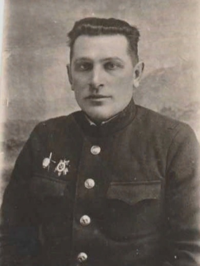 Леонгард Владимир Александрович