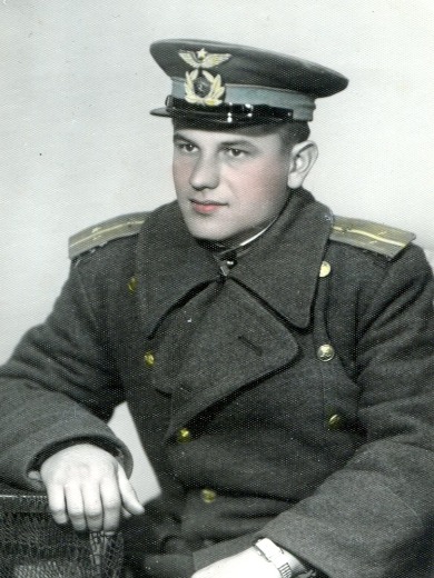 Толстихин Михаил Николаевич
