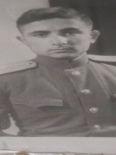 Хачатуров Владимир Хачатурович