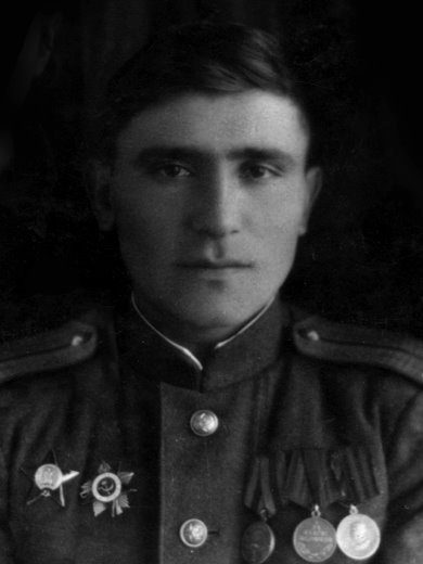 Тюнеев Завен Багратович