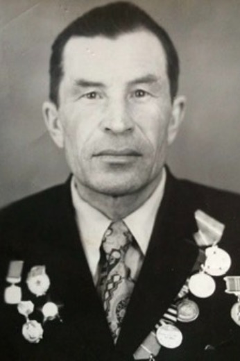 Дозморов Виктор Павлович
