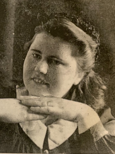 Рыбалкина (Сергеева) Нина Ефремовна