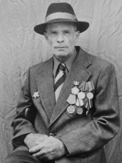 Кутураев Иван Яковлевич