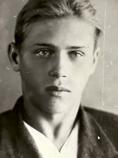 Лапшин Виктор Никитович