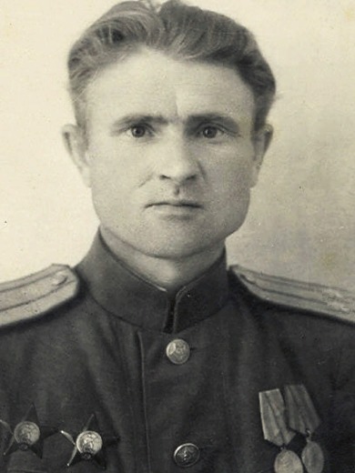 Слесарев Лев Дмитриевич