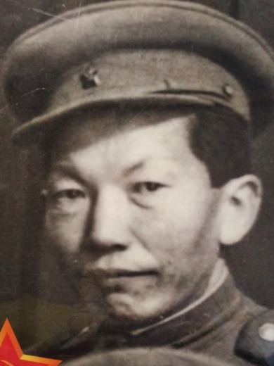 Хахинов Александр Ханхаевич