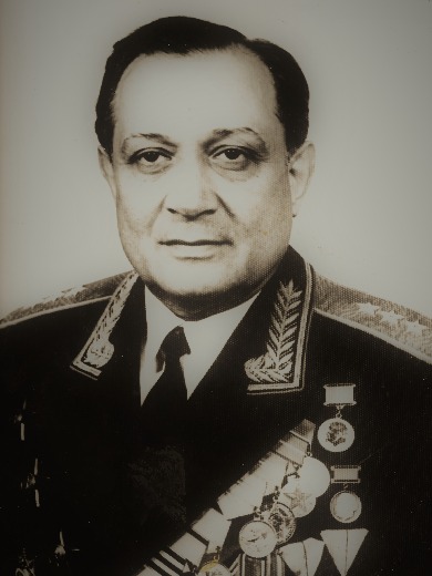 Фабриков Иван Артемьевич
