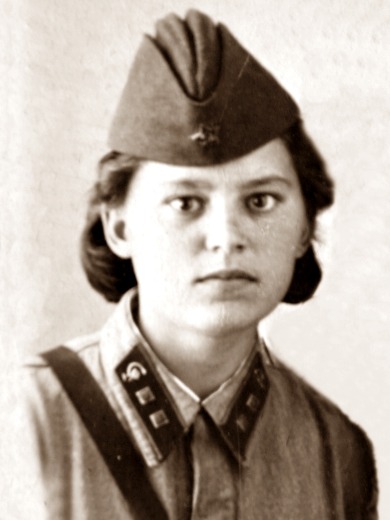 Колесникова (Быхун) Анастасия Егоровна