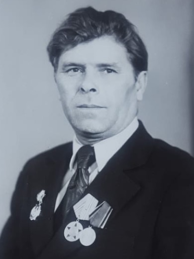 Манин Иван Васильевич