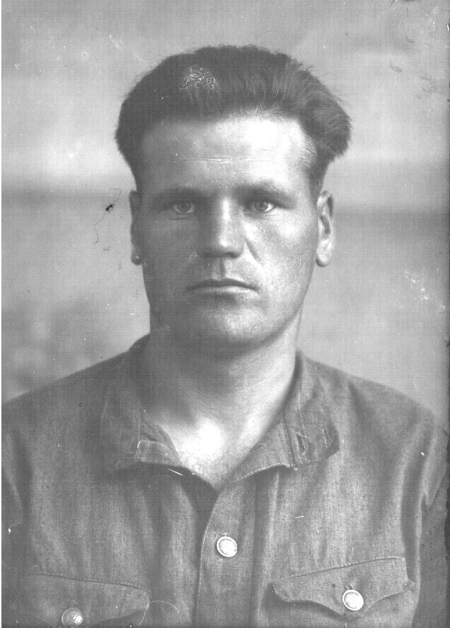 Серков Максим Данилович