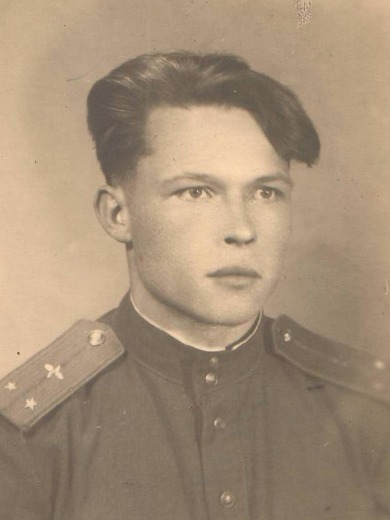 Азаров Петр Александрович