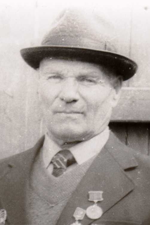 Толстоухов Михаил Тимофеевич