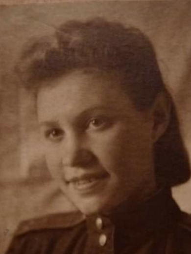 Порожнякова (Кричевская) Галина Ивановна