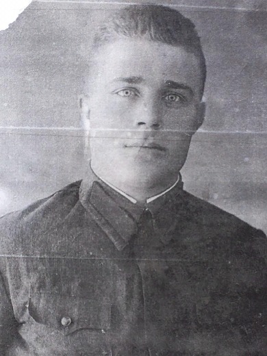 Мельниченко Иван Яковлевич