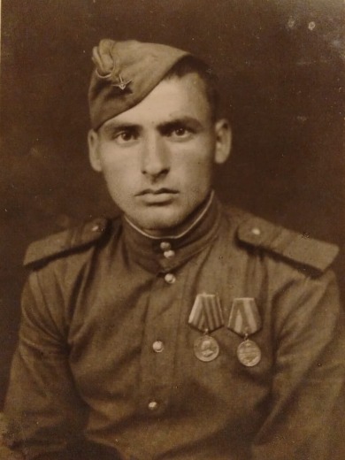 Деревянко Арсений Карпович