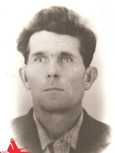 Инт Эльмар Густович