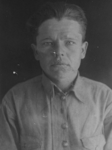 Петров Дмитрий Петрович