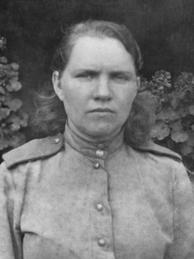 Чуб (Севостьянова) Александра Михайловна