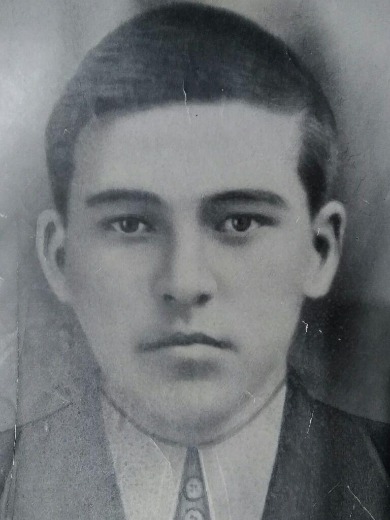 Бахрамов Ахрол