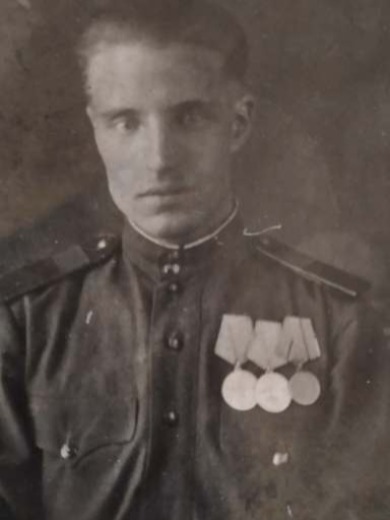 Меньшов Юрий Николаевич