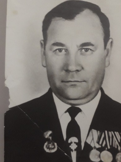 Комаров Василий Николаевич