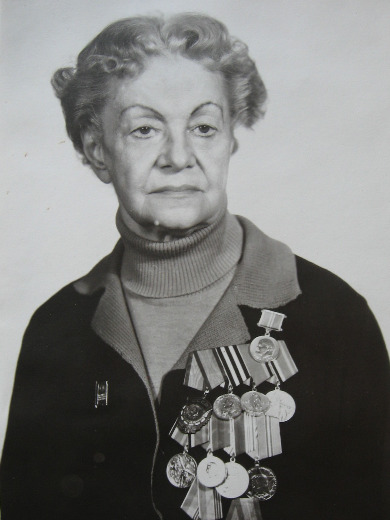 Иваненкова Елена Дмитриевна