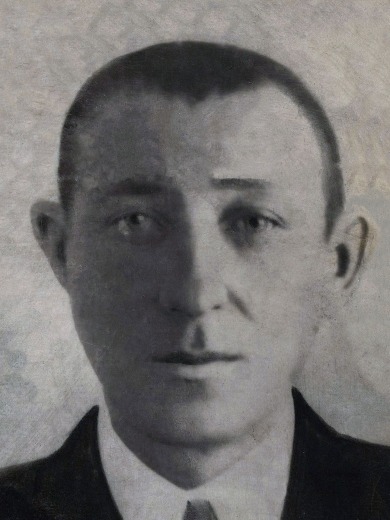 Сигарев Максим Епифанович