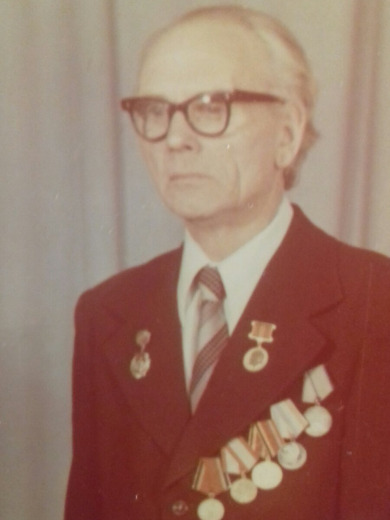 Долматов Василий Александрович