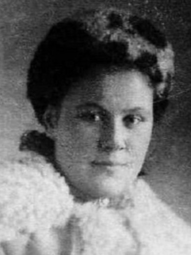 Смирнова (Баулина) Нина Петровна