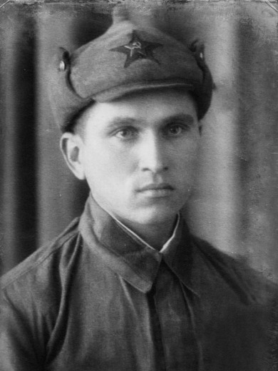 Неврюев Александр Александрович