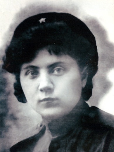 Кучинова (Боголюбова) Вера Константиновна