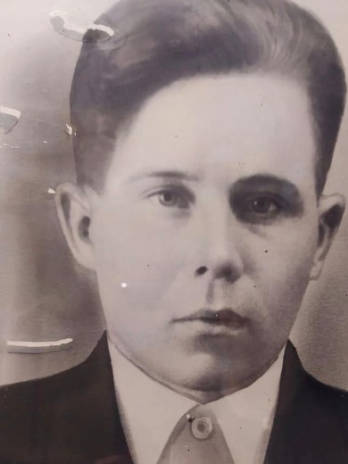 Квасов Илья Дмитриевич