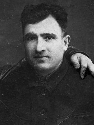 Гуссаов Михаил Сламарзаевич