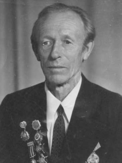 Артамонов Пётр Дмитриевич