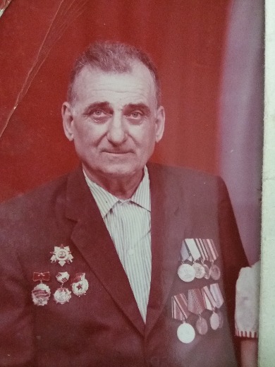 Певец Пётр Павлович