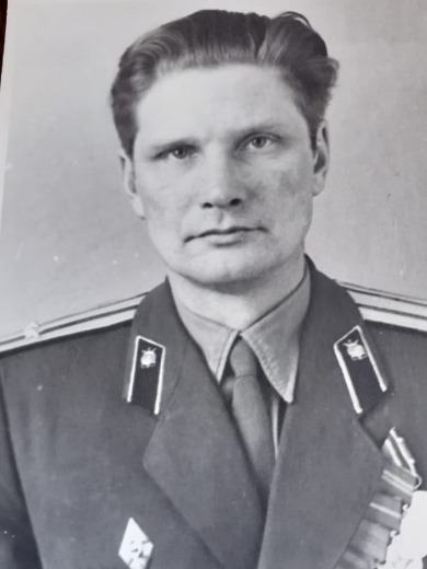 Антипов Юрий Дмитриевич