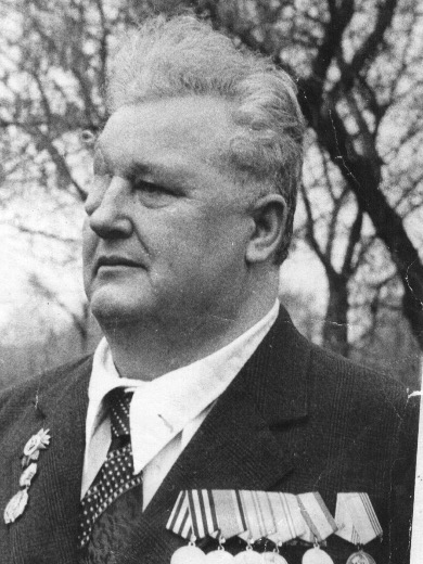 Мирошниченко Мефодий Денисович