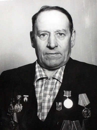 Назаров Дмитрий Васильевич