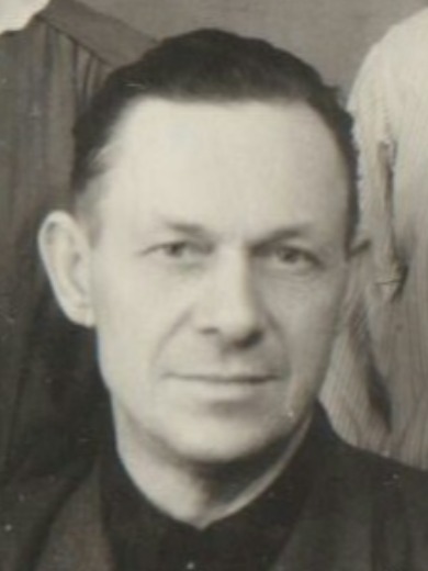 Студенников Иван Николаевич