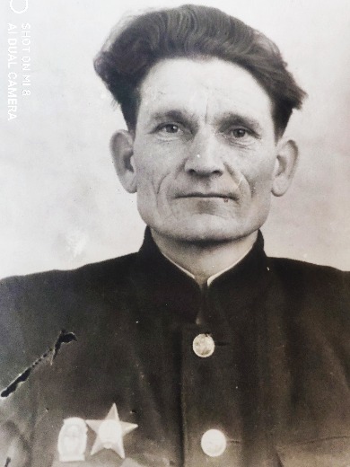 Ларюшкин Алексей Григорьевич