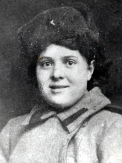 Андреева (Кулолаева) Александра Васильевна