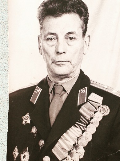 Луккер Семен Семенович