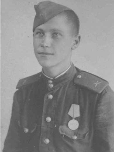 Щетинин Юрий Дмитриевич