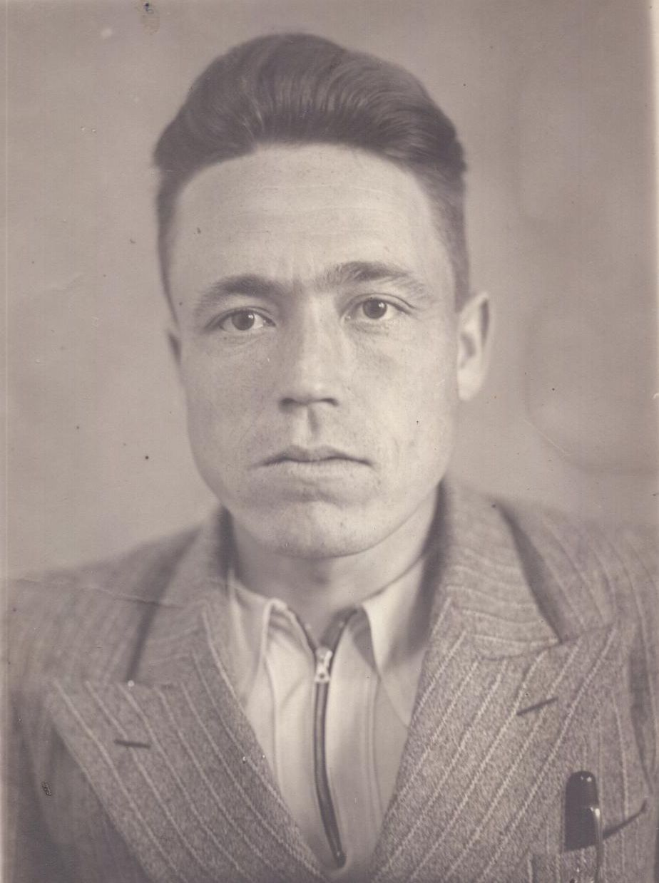 Ласточкин Петр Матвеевич