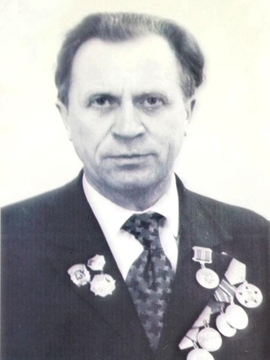 Осадчий Василий Максимович