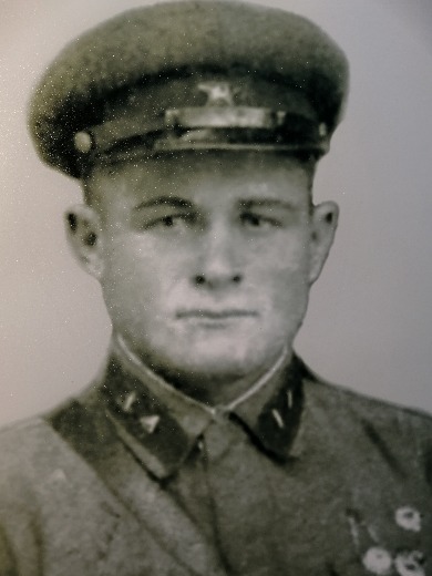 Лавренов Иван Яковлевич