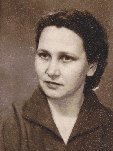 Кононова (Харитонова) Анастасия Ивановна