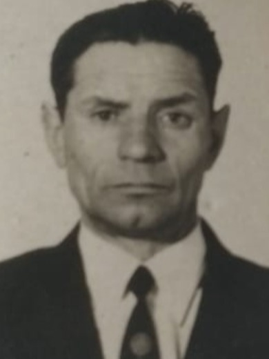 Янышев Александр Лаврентьевич